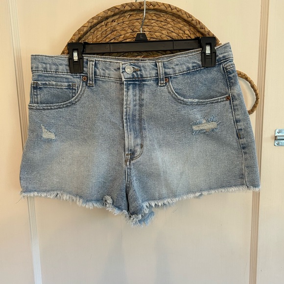 Rewash Pants - Light Wash Denim Frayed Hem High Rise Women’s Shorts